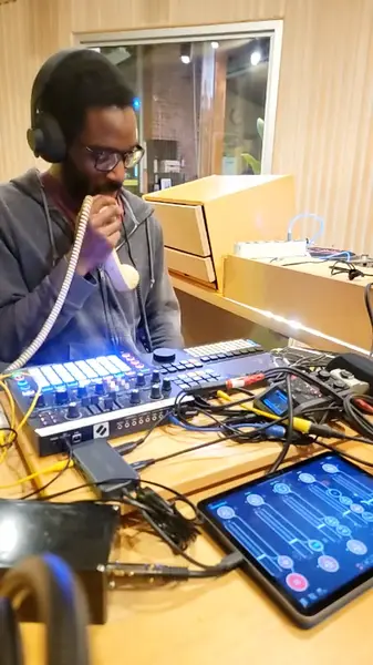Josh_Spoon_Please_Clap_Dublab.mov