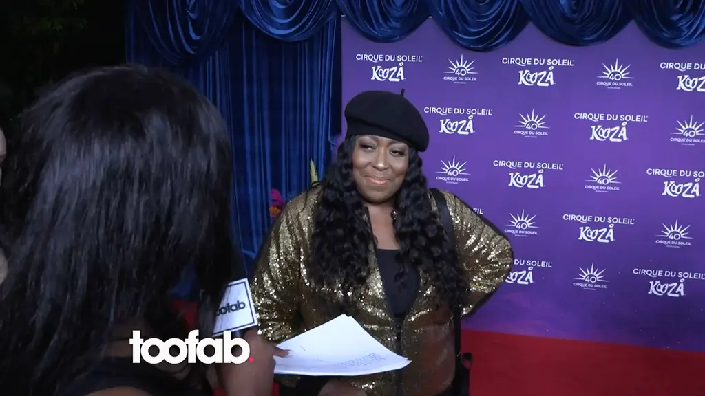 5ccd3798c06142e58449d0063298ae8d (2).mp4