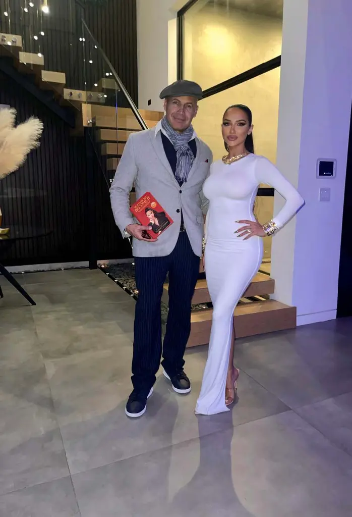 Natasha Graziano Press Deck_Page_09_Image_0014.jpg