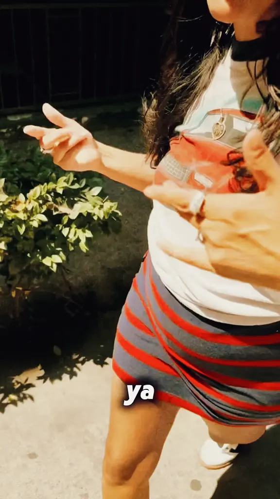 copy_677395EB-2B4B-42F4-842F-4003E1E9B40C_VSCO.mp4