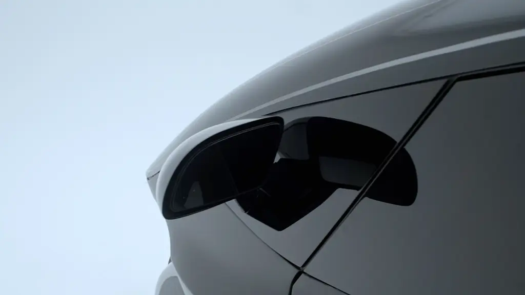 72004E58-8436-4877-8171-813397E79732.mp4